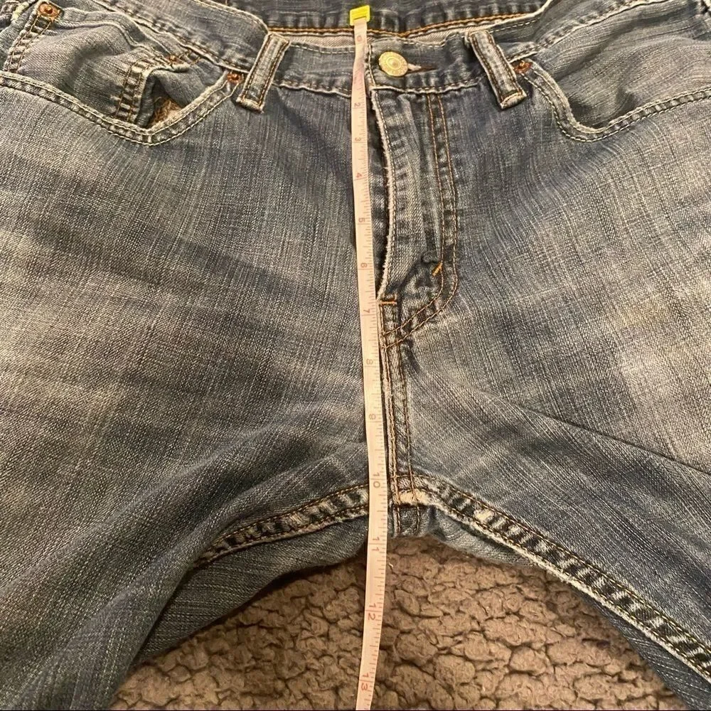 Levi’s Men’s Jeans Sz 32X32 Distressed